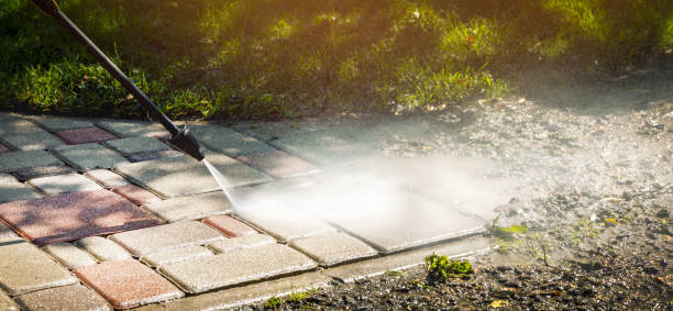 Best Gutter Cleaning  in Bridgeport, WA